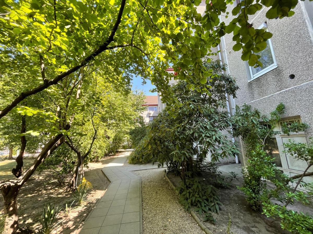 Le Petit Leisure Budapeste Exterior foto